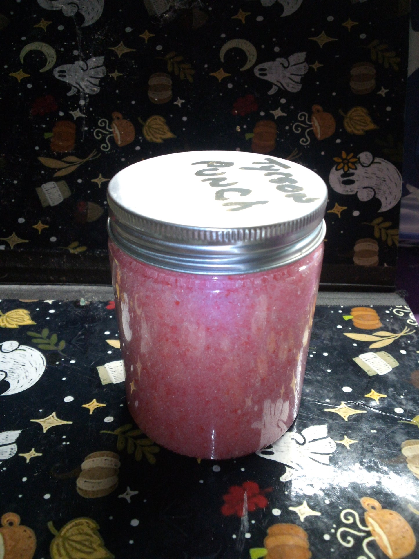 Tyrson Punch sugar scrub