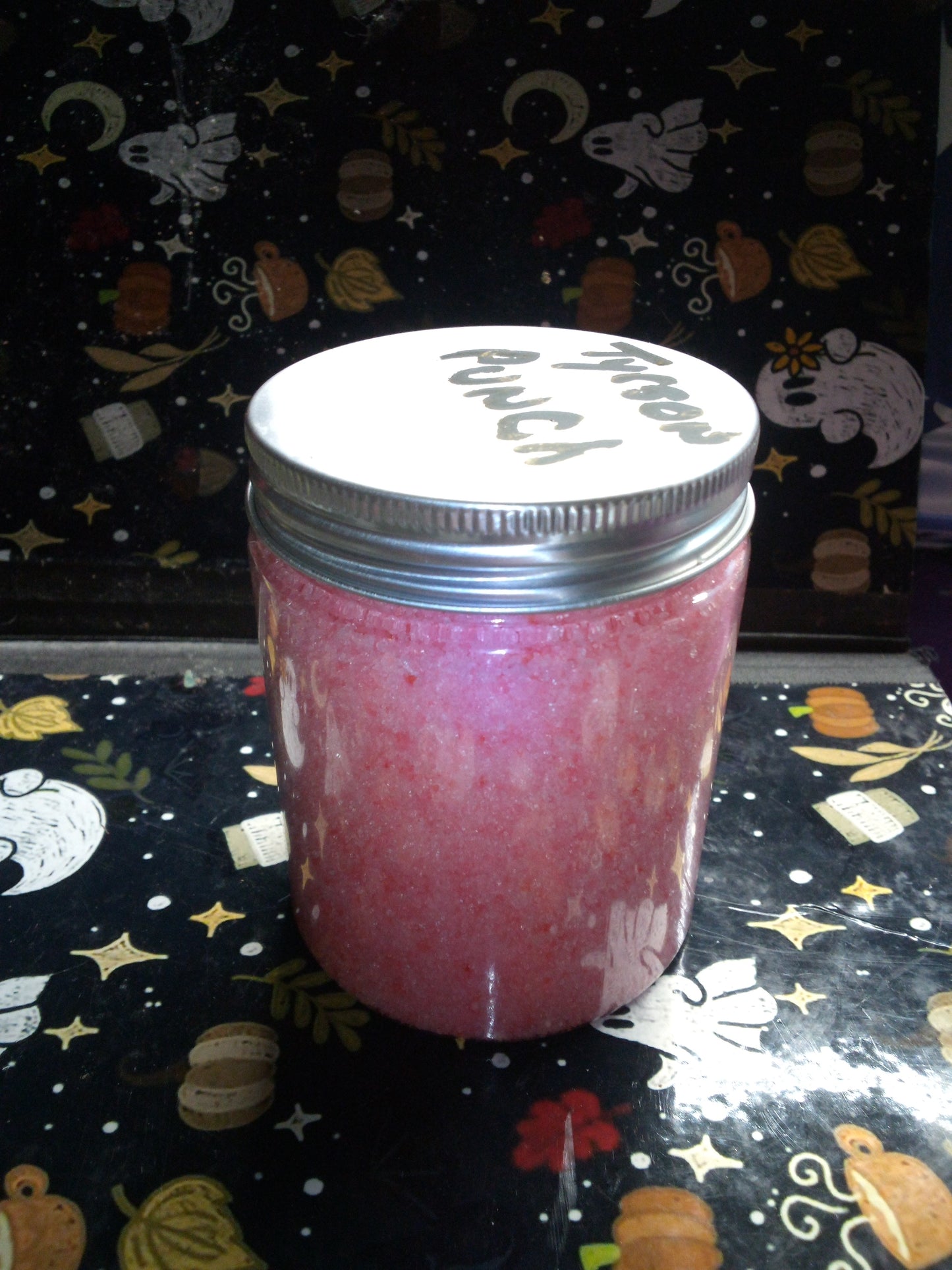 Tyrson Punch sugar scrub